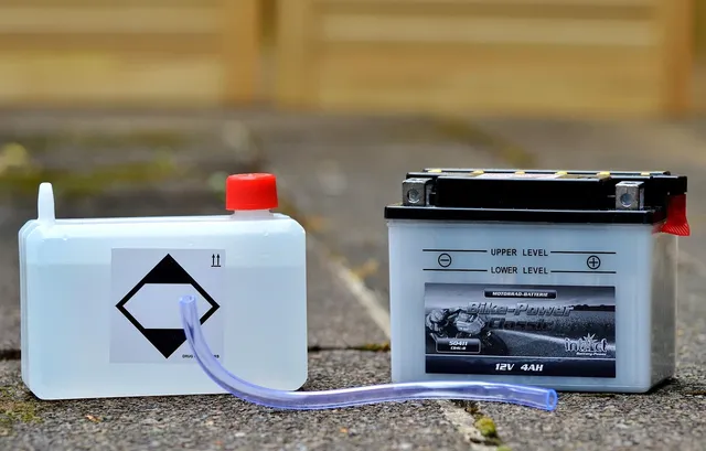 Jeep Cu Acumulator RC 4 Motoare 12V