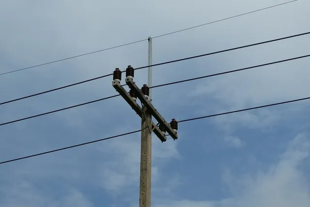 ATV electric cu telecomanda si 2 motoare 12V
